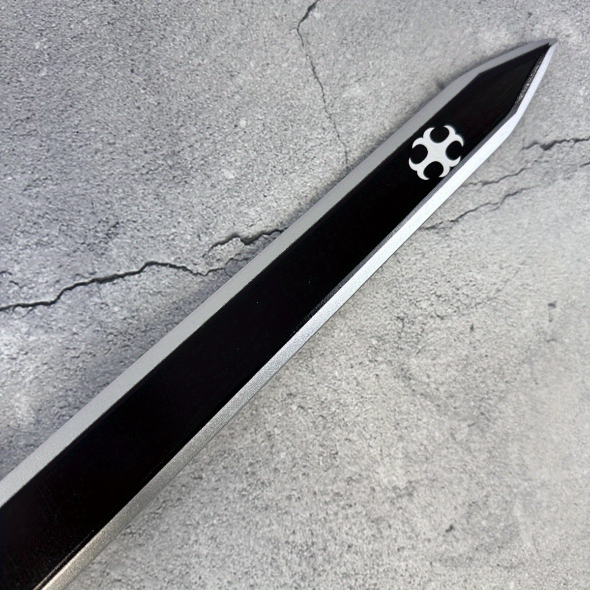 108cm Kirigaya Kazuto Katana S - огляд і ціна Black Clover Grimoire